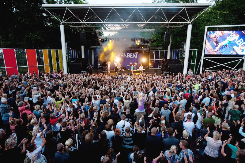 Fed fredag i Friheden