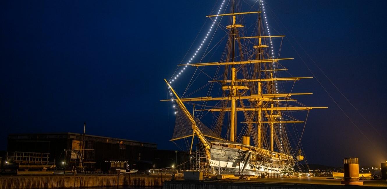 Nat ved Fregatten Jylland