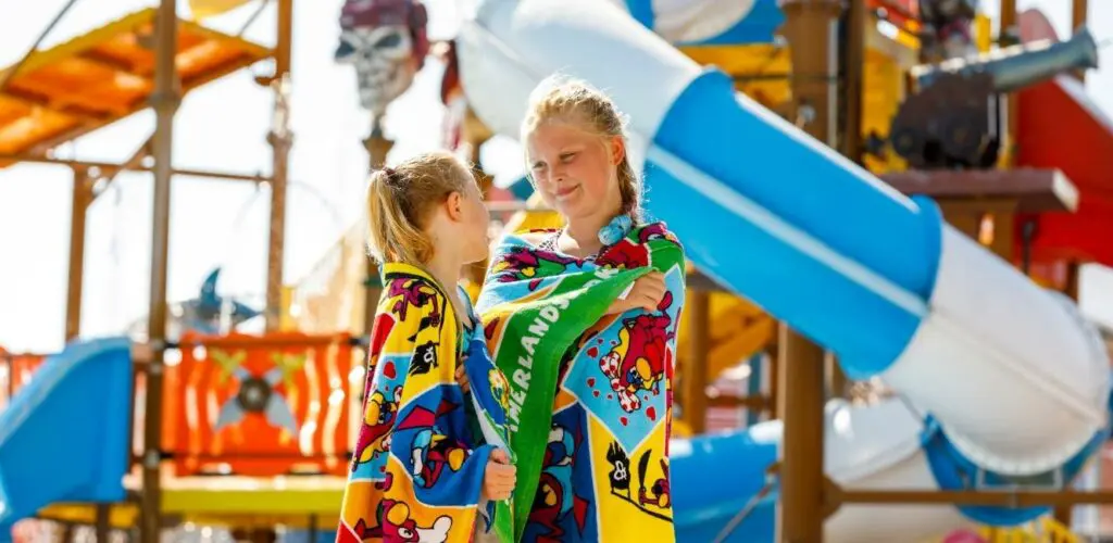 Glade børn i vandlandet