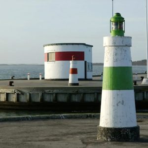 Hals hamn